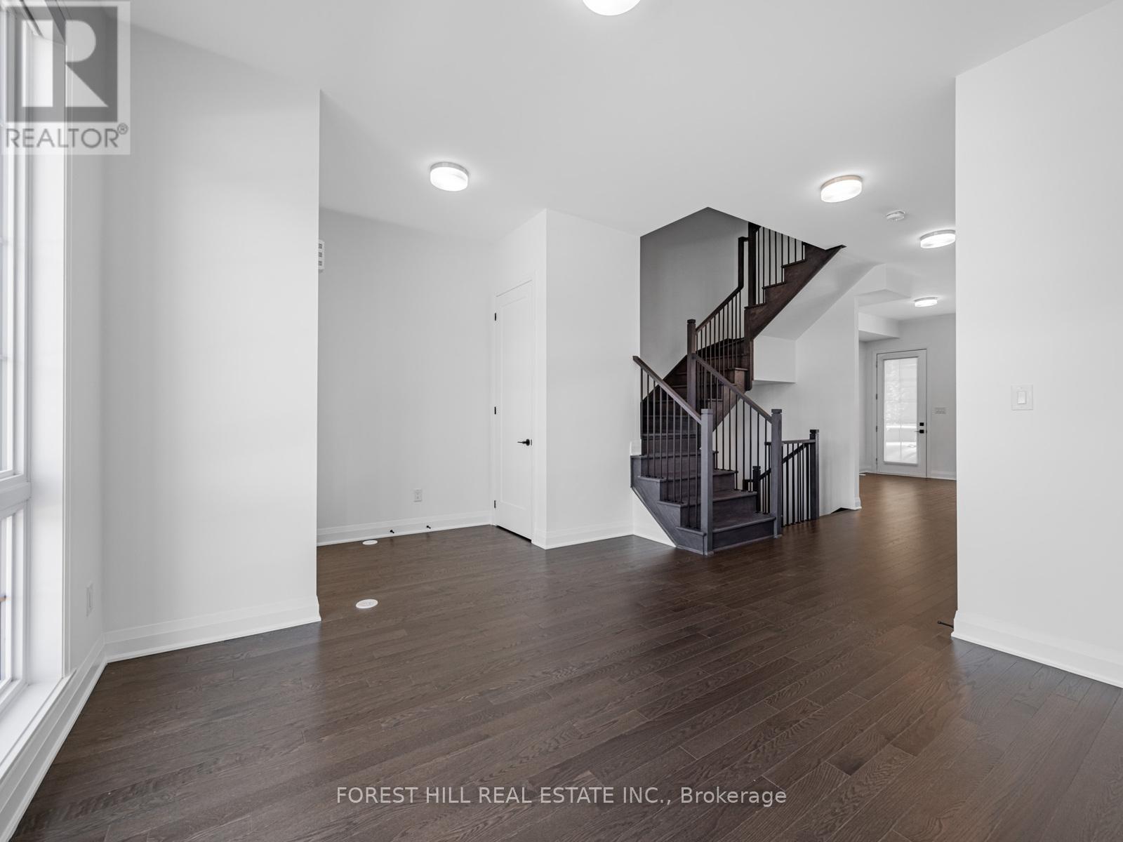 222 Atkinson Avenue, Vaughan, Ontario  L4J 4R3 - Photo 11 - N12468255
