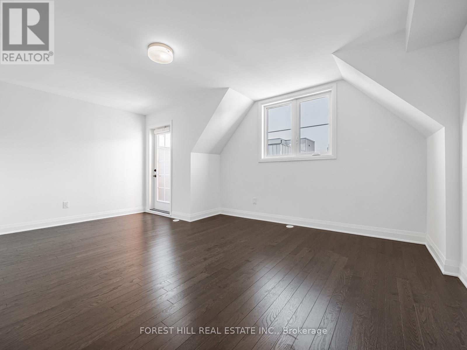 222 Atkinson Avenue, Vaughan, Ontario  L4J 4R3 - Photo 26 - N12468255