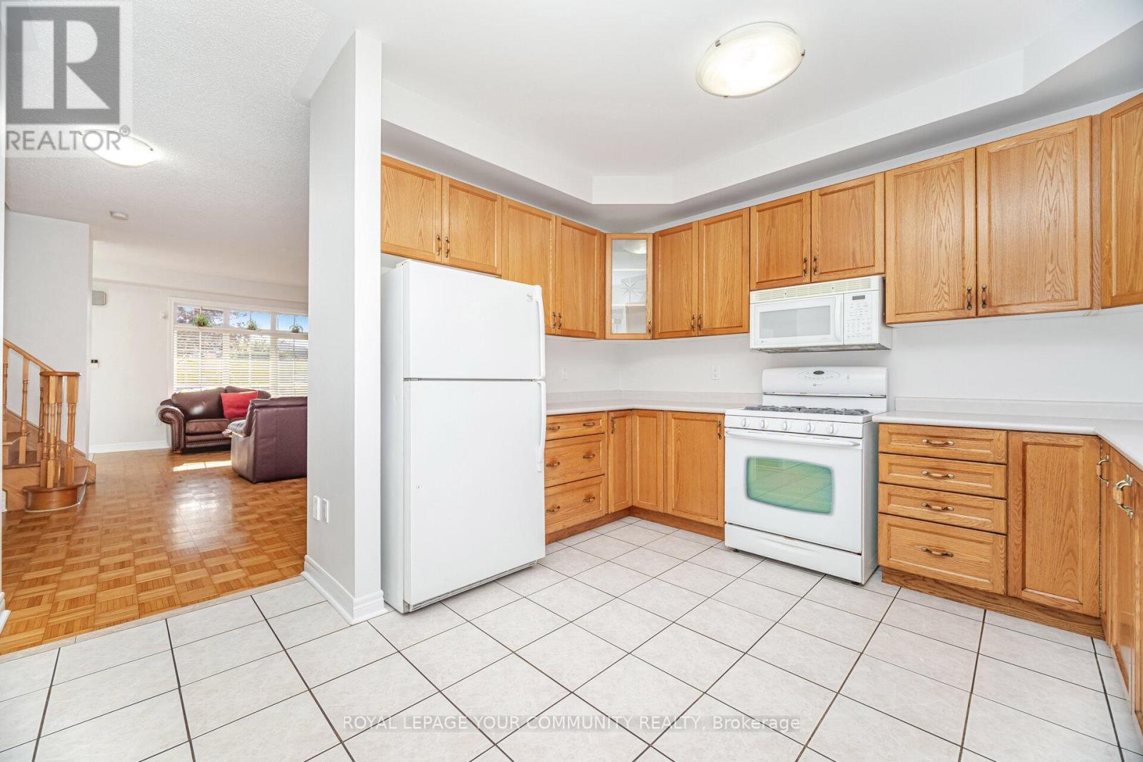 264 America Avenue, Vaughan, Ontario  L6A 3G8 - Photo 15 - N12468317