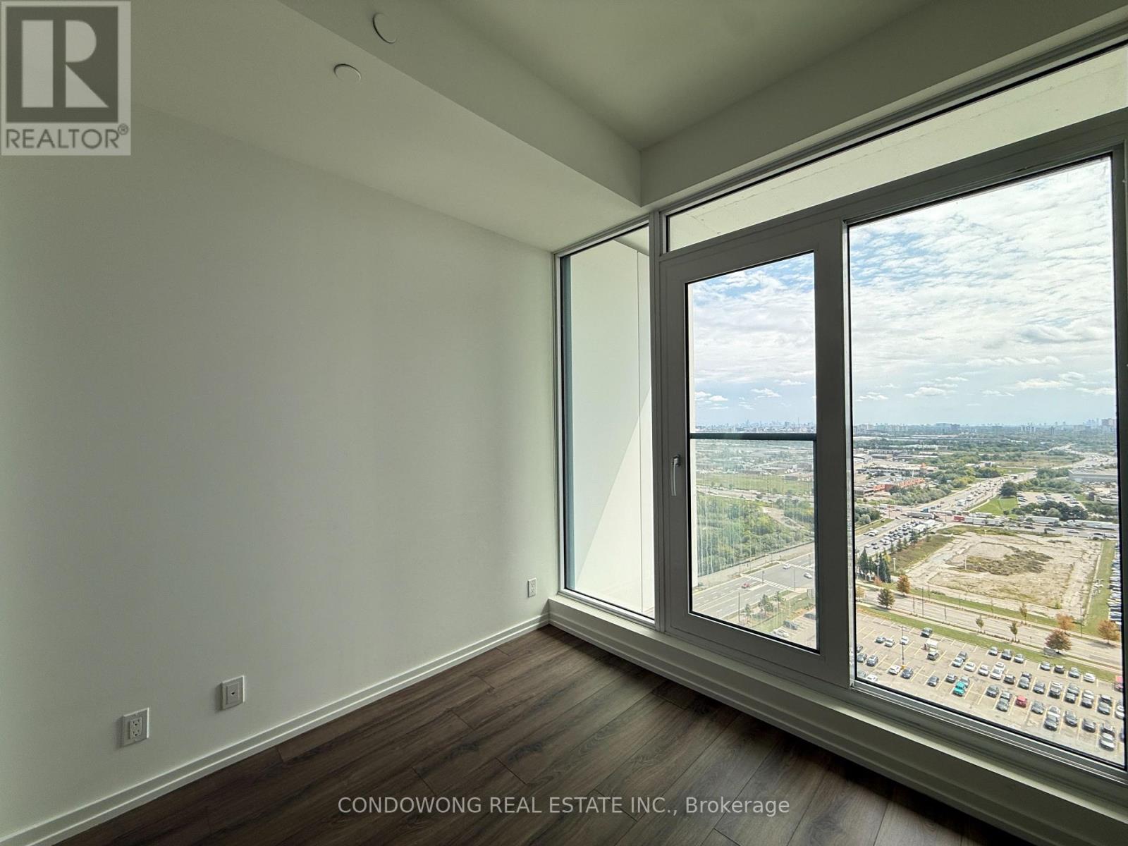 2506 - 1000 Portage Parkway, Vaughan, Ontario  L4K 0L1 - Photo 4 - N12468321