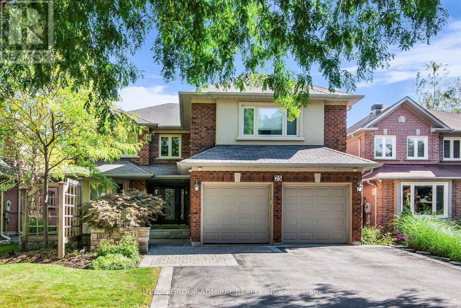 25 GRENADIER CRESCENT, Vaughan, Ontario