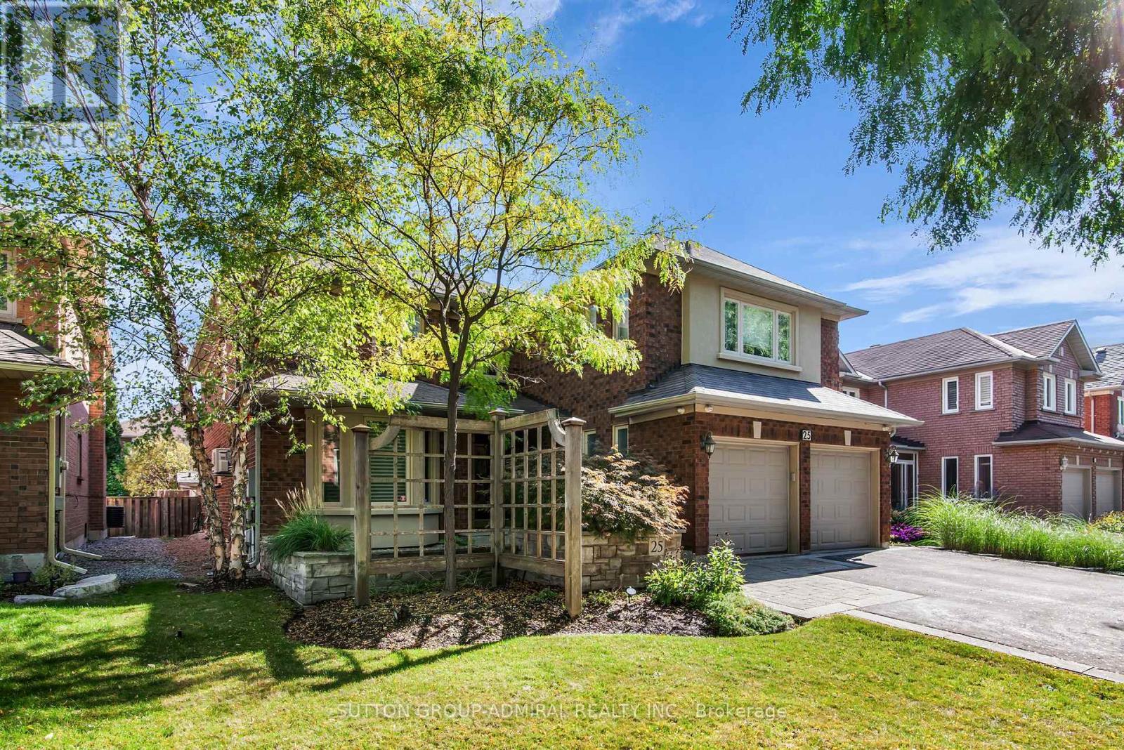 25 Grenadier Crescent, Vaughan, Ontario  L4J 7V8 - Photo 3 - N12468323