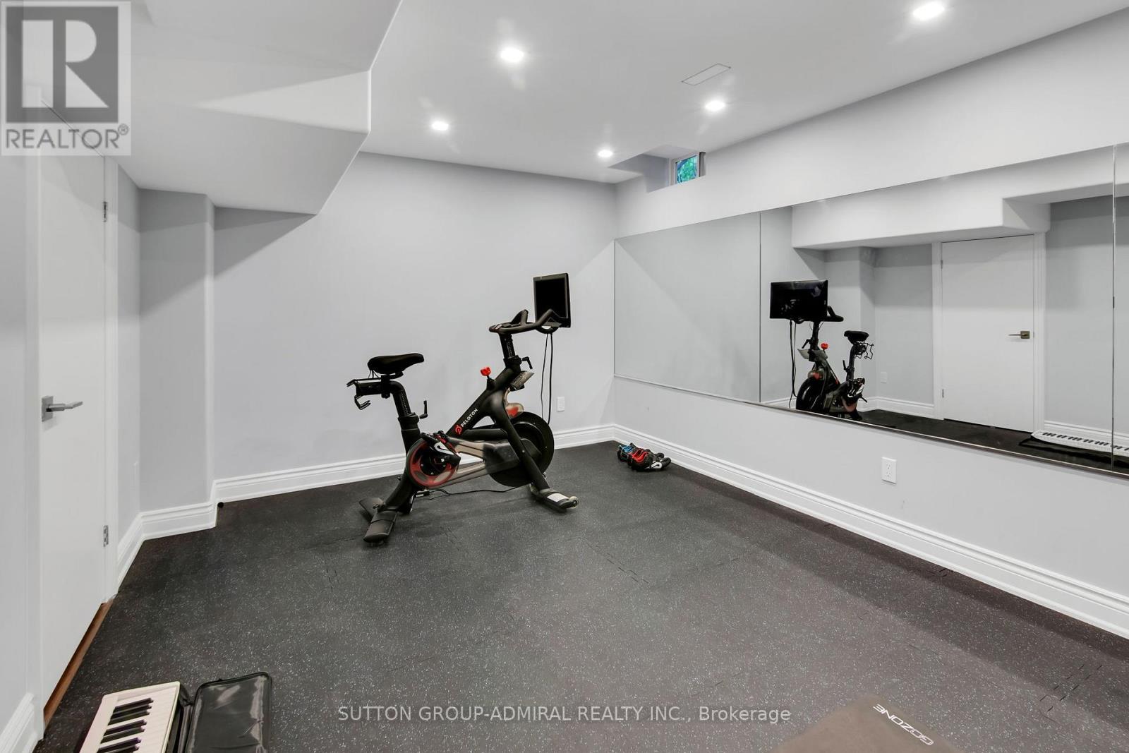 25 Grenadier Crescent, Vaughan, Ontario  L4J 7V8 - Photo 38 - N12468323