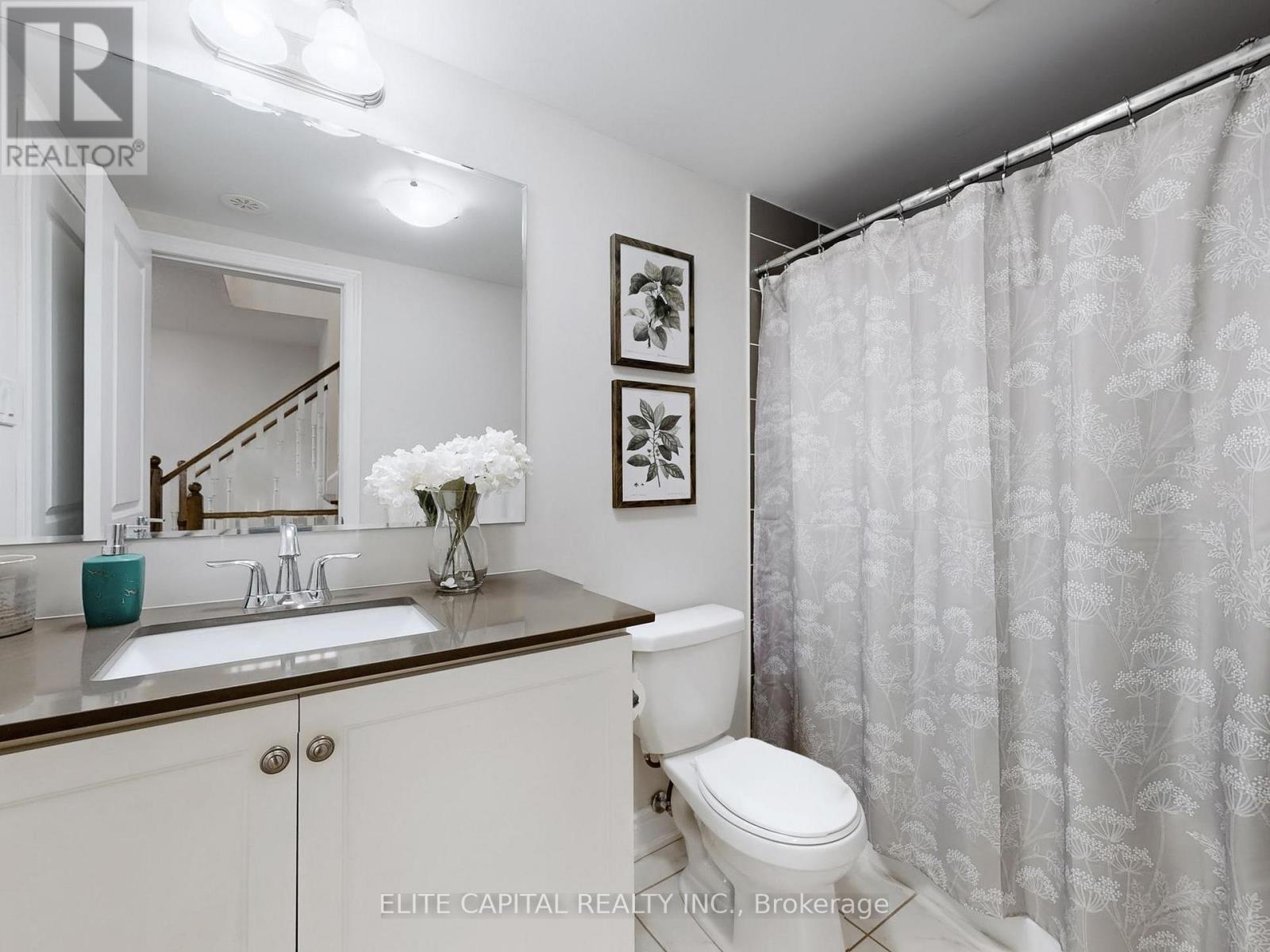 31 - 1331 Major Mackenzie Drive, Vaughan, Ontario  L6A 3Z1 - Photo 13 - N12468334