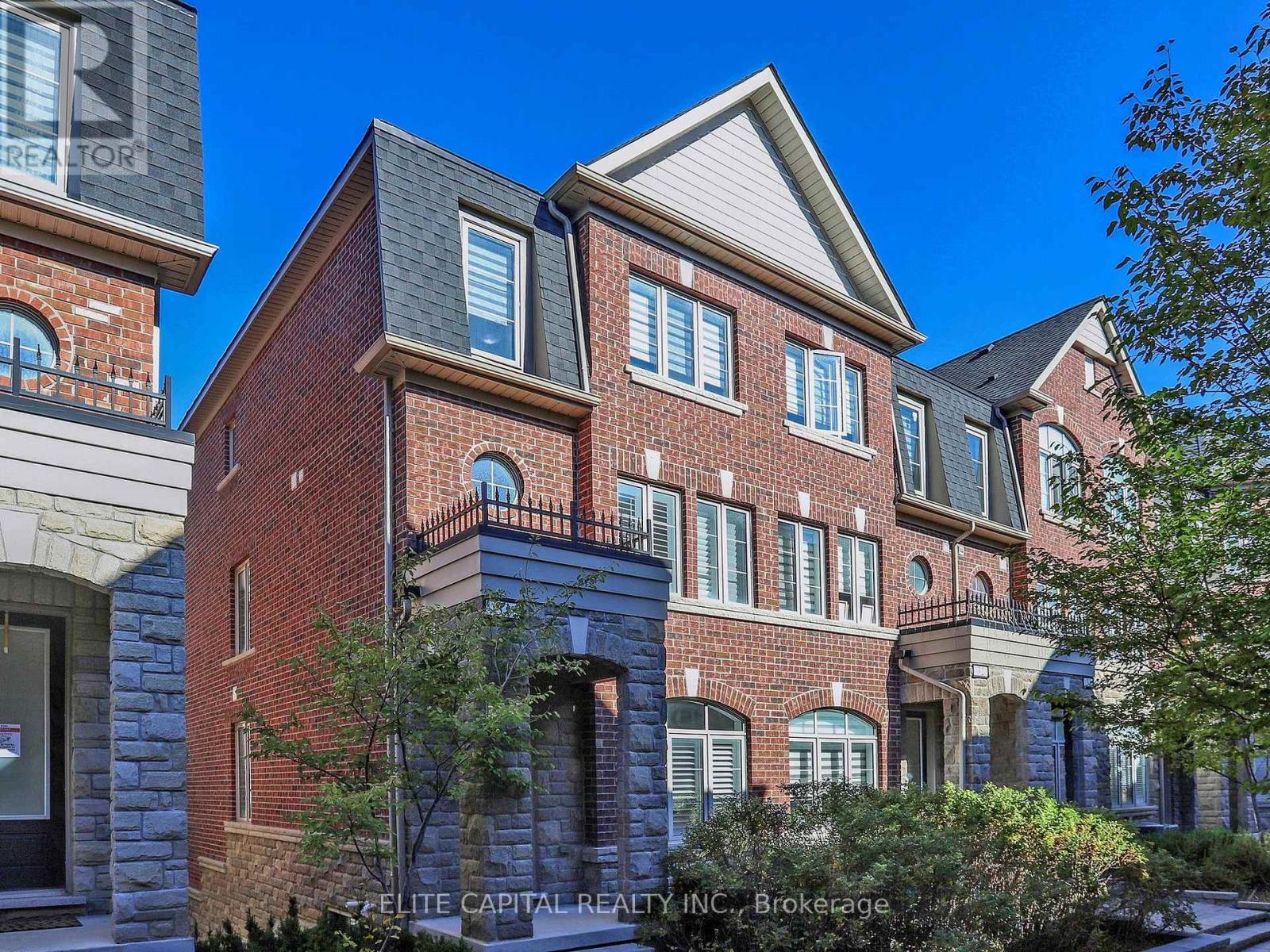 31 - 1331 Major Mackenzie Drive, Vaughan, Ontario  L6A 3Z1 - Photo 2 - N12468334
