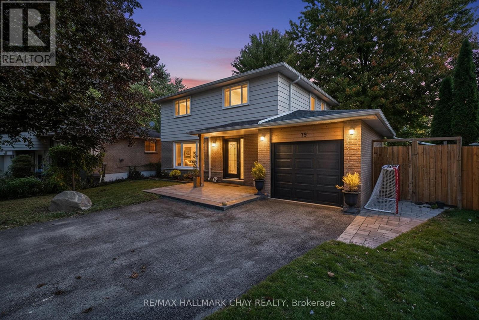 79 Adeline Avenue, New Tecumseth, Ontario  L0G 1W0 - Photo 2 - N12468336