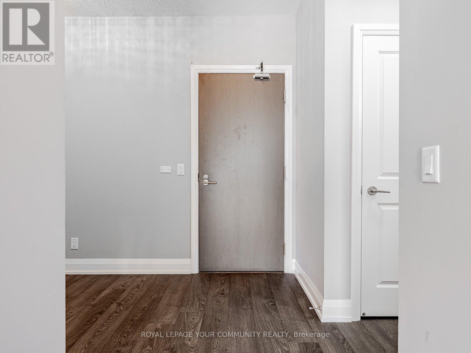2106 - 7890 Bathurst Street, Vaughan, Ontario  L4J 0J9 - Photo 2 - N12468343