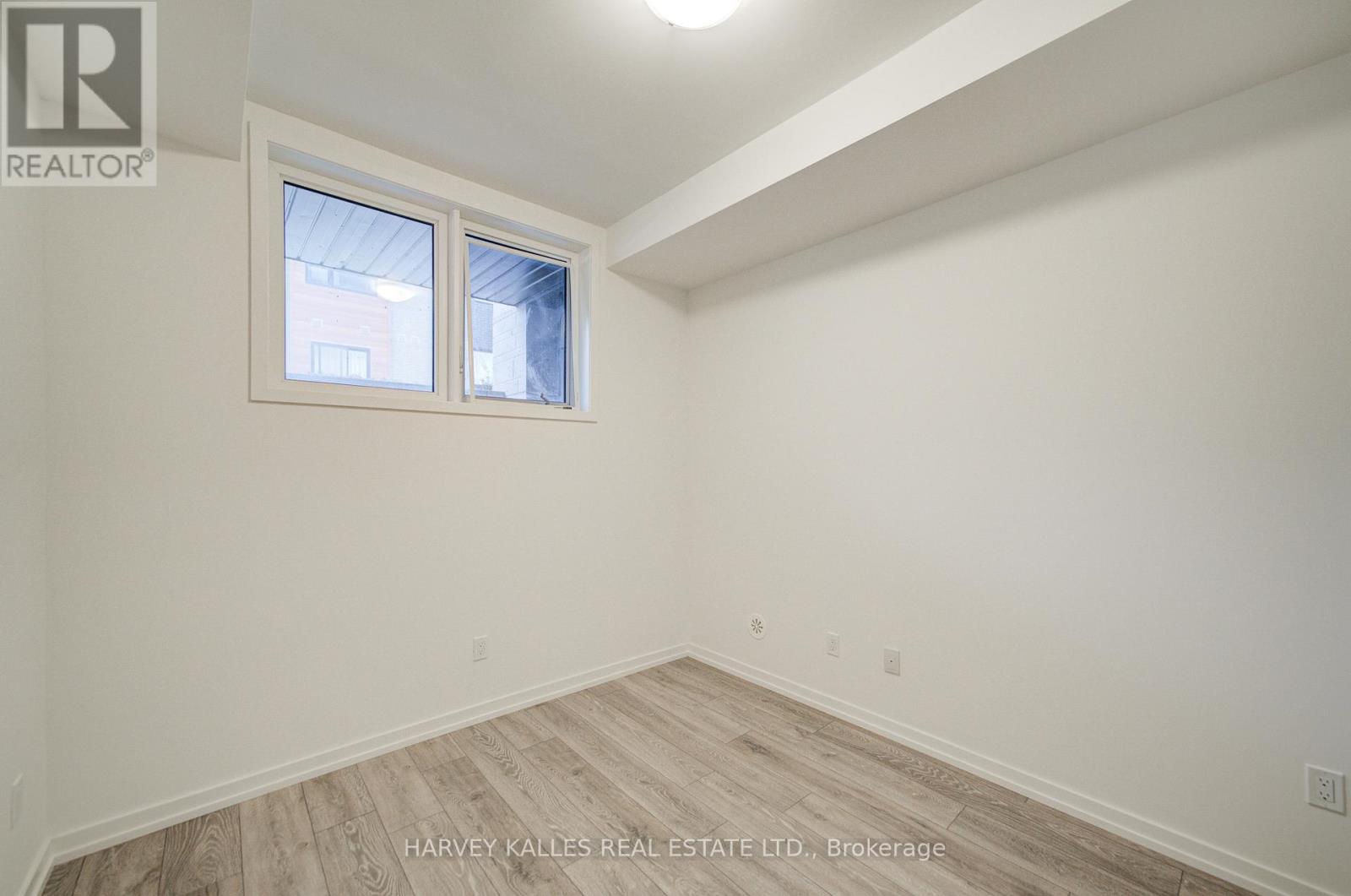 28 - 18 Lytham Green Circle, Newmarket, Ontario  L3Y 0H4 - Photo 25 - N12468363