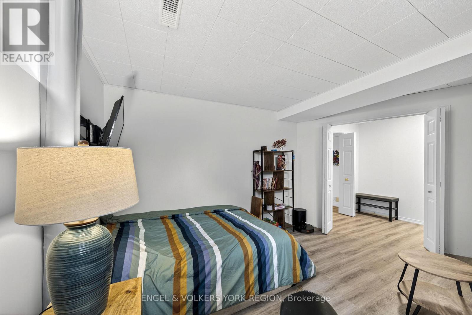 168 Hurst Drive, Barrie, Ontario  L4N 8P6 - Photo 35 - S12468325