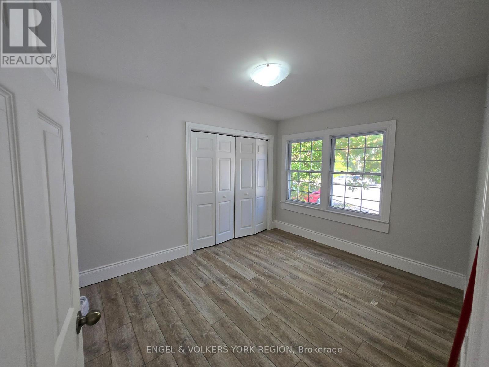 1 - 279 Blake Street, Barrie, Ontario  L4M 1K7 - Photo 10 - S12468351