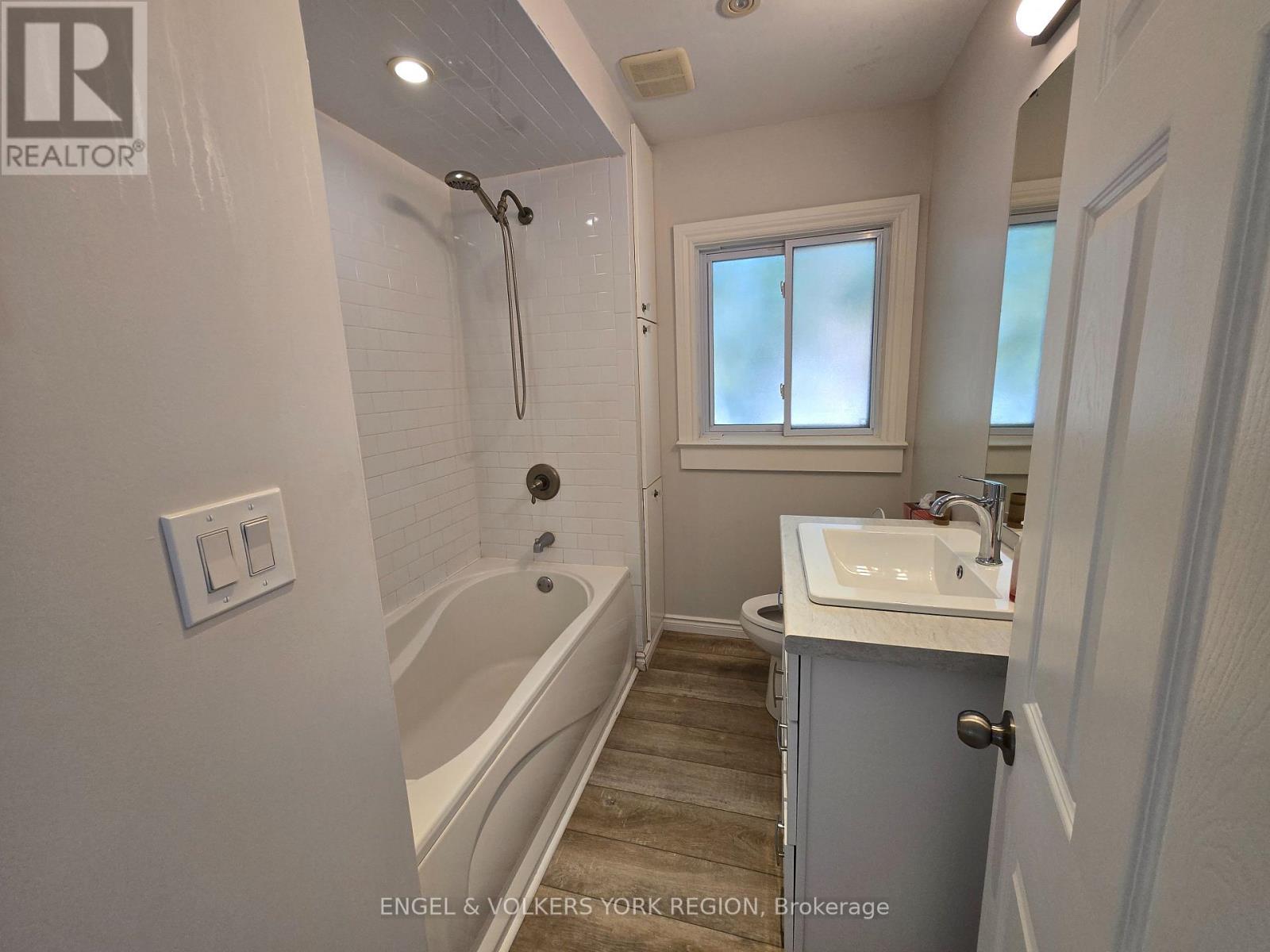 1 - 279 Blake Street, Barrie, Ontario  L4M 1K7 - Photo 14 - S12468351