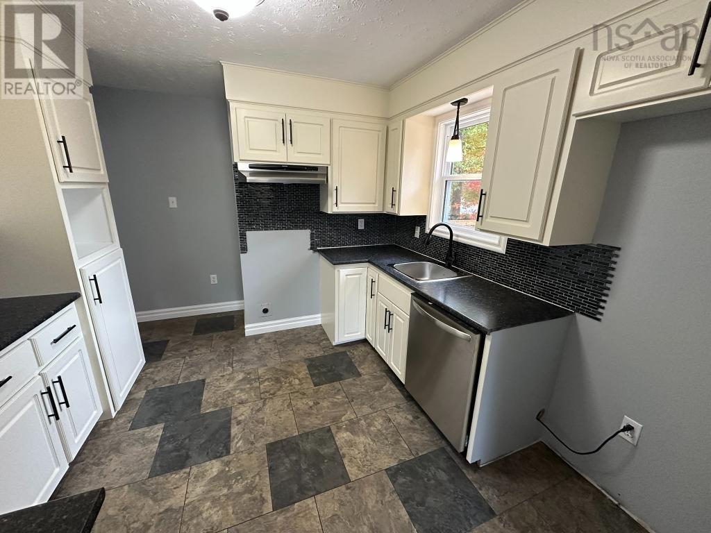 239 Milne Avenue, New Minas, Nova Scotia  B4N 4C9 - Photo 8 - 202526066