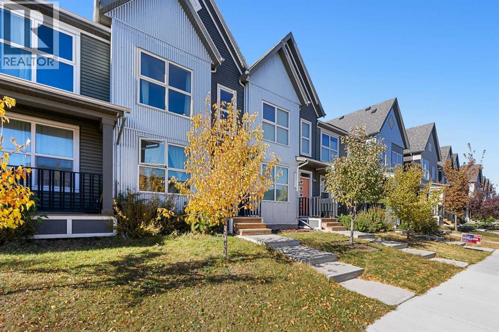 68 Carrington Boulevard Nw, Calgary, Alberta  T3P 1K8 - Photo 2 - A2264453