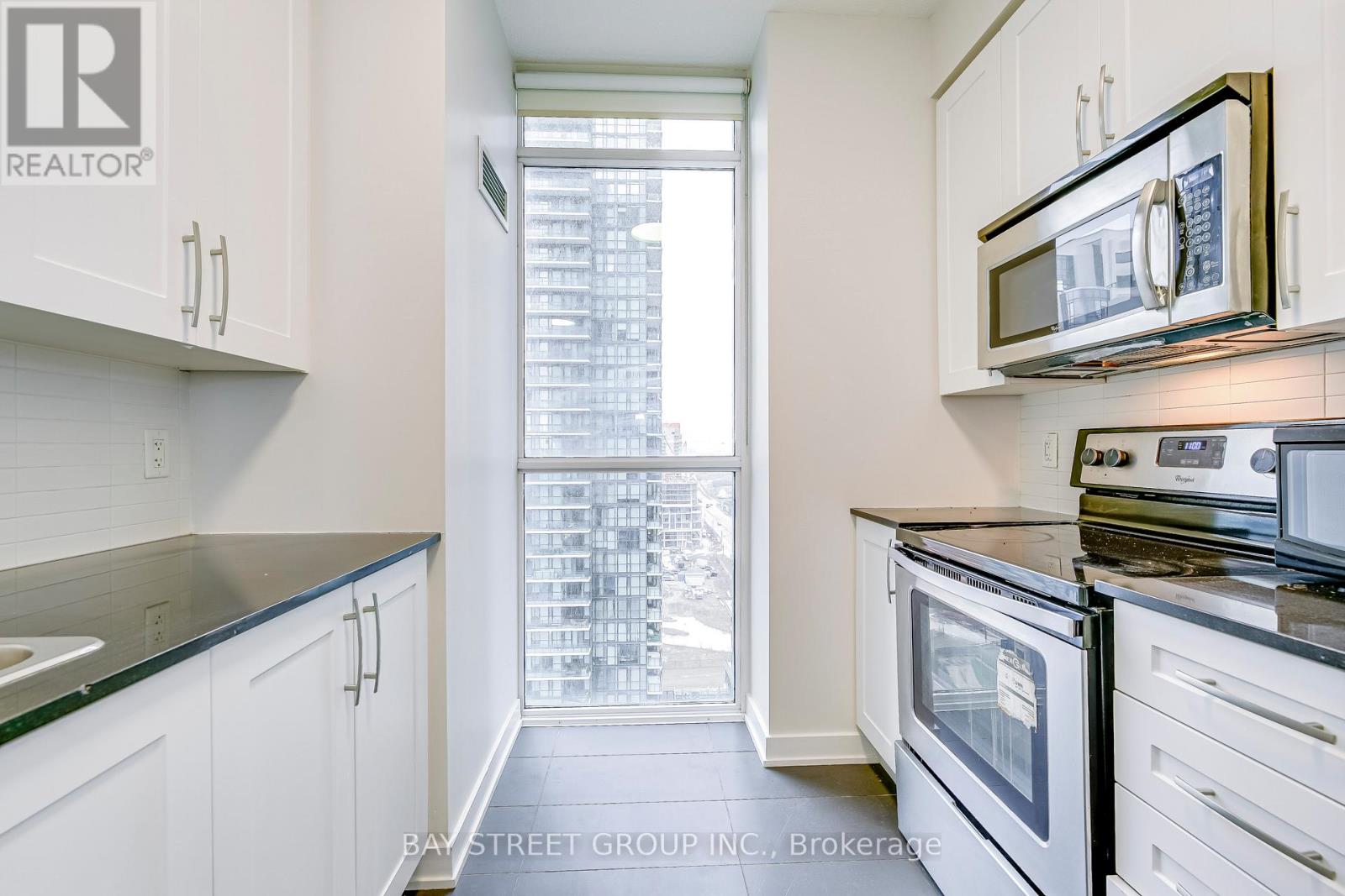 1808 - 4065 Brickstone Mews, Mississauga, Ontario  L5B 0G3 - Photo 16 - W12468193