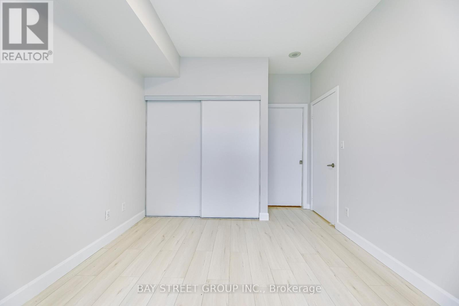 1808 - 4065 Brickstone Mews, Mississauga, Ontario  L5B 0G3 - Photo 20 - W12468193