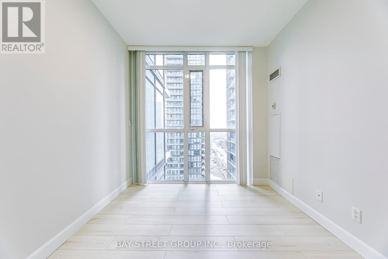 1808 - 4065 Brickstone Mews, Mississauga, Ontario  L5B 0G3 - Photo 21 - W12468193