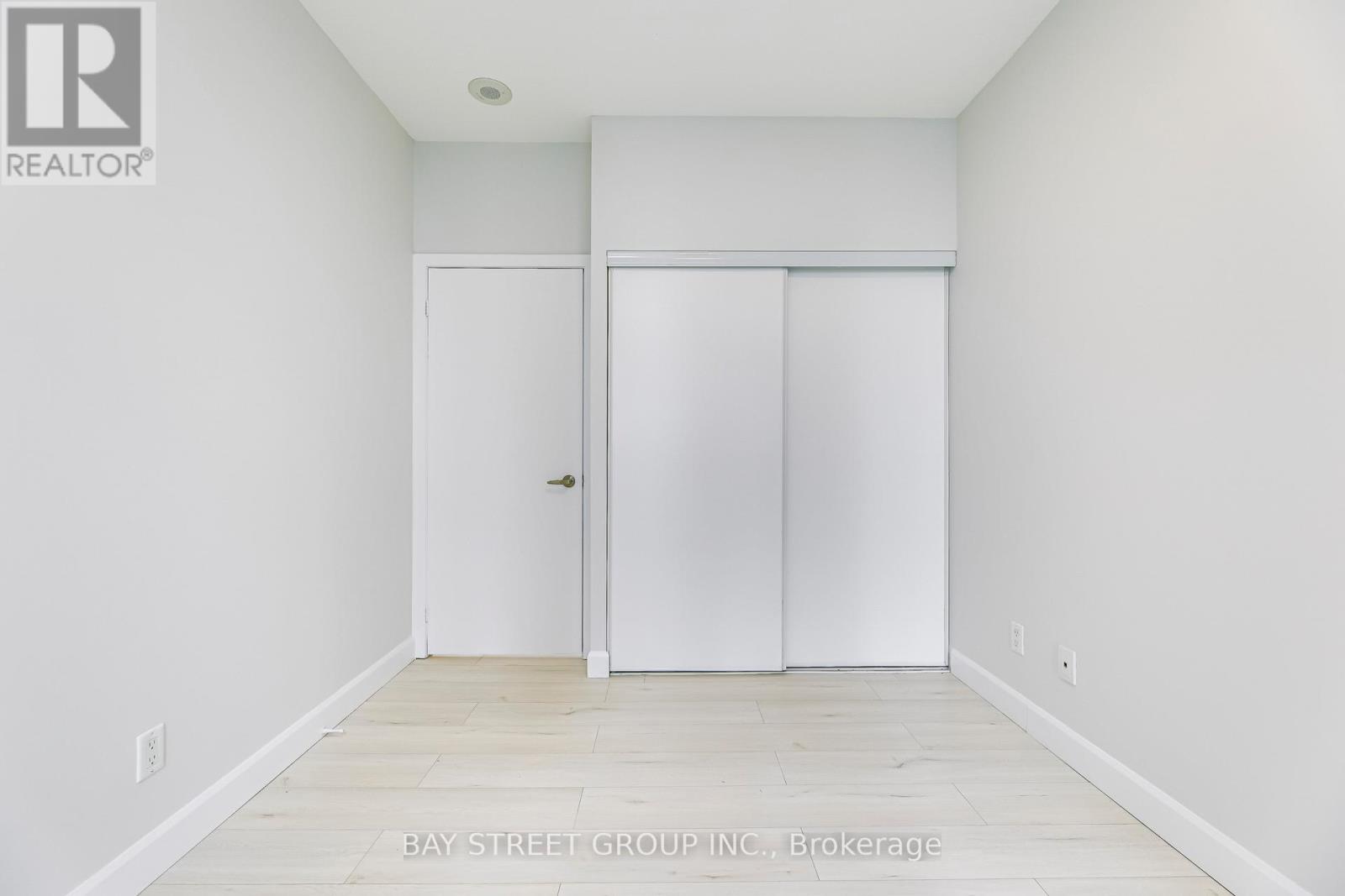 1808 - 4065 Brickstone Mews, Mississauga, Ontario  L5B 0G3 - Photo 22 - W12468193