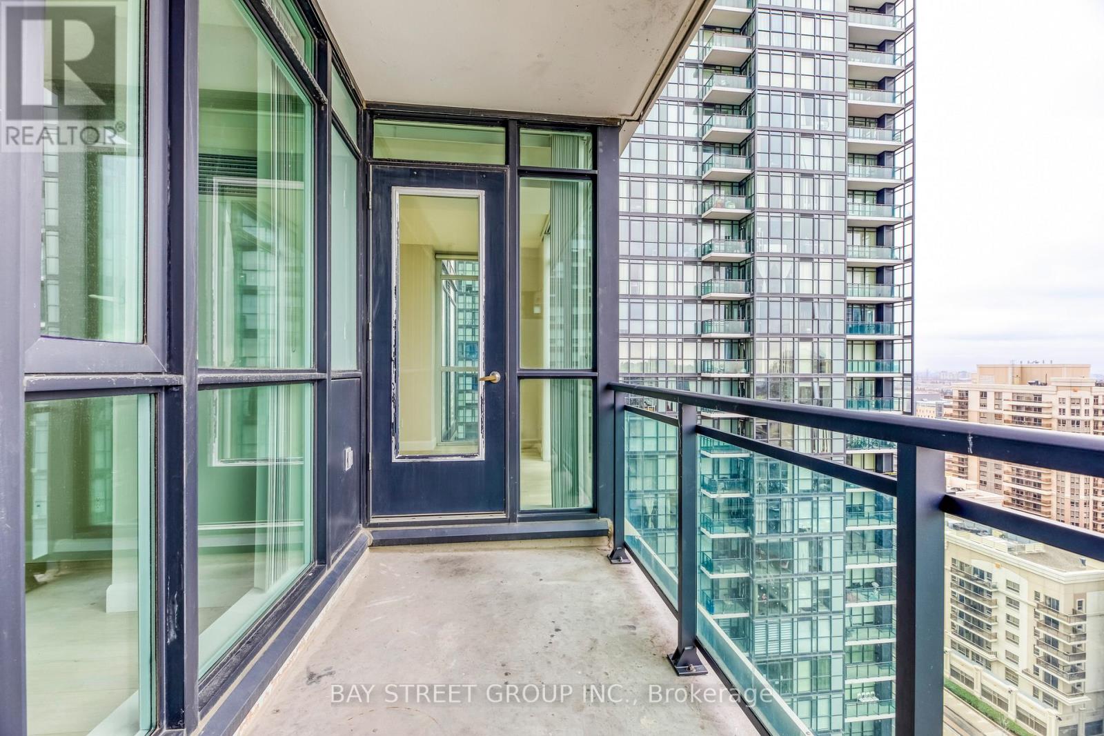 1808 - 4065 Brickstone Mews, Mississauga, Ontario  L5B 0G3 - Photo 24 - W12468193