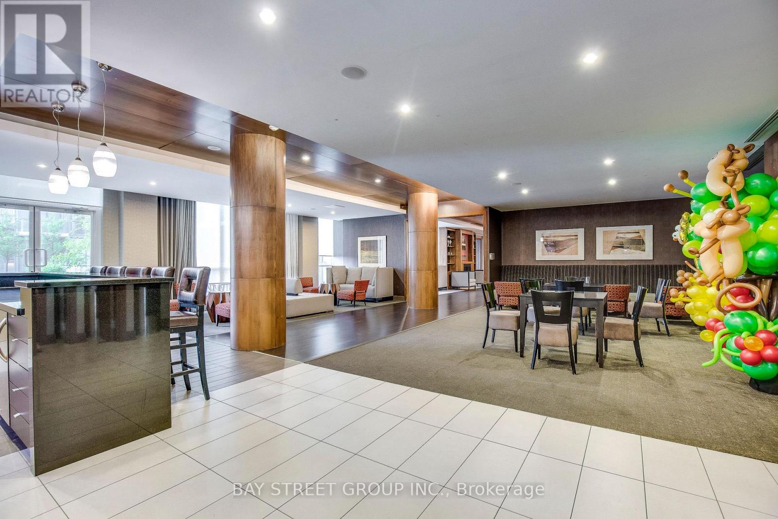 1808 - 4065 Brickstone Mews, Mississauga, Ontario  L5B 0G3 - Photo 28 - W12468193