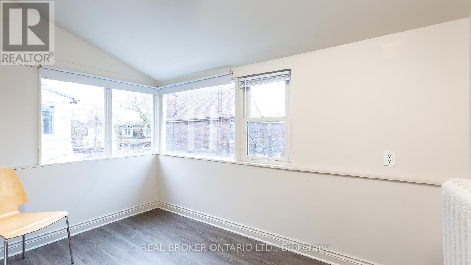 2 - 583 Indian Road, Toronto, Ontario  M6P 2C3 - Photo 13 - W12468208