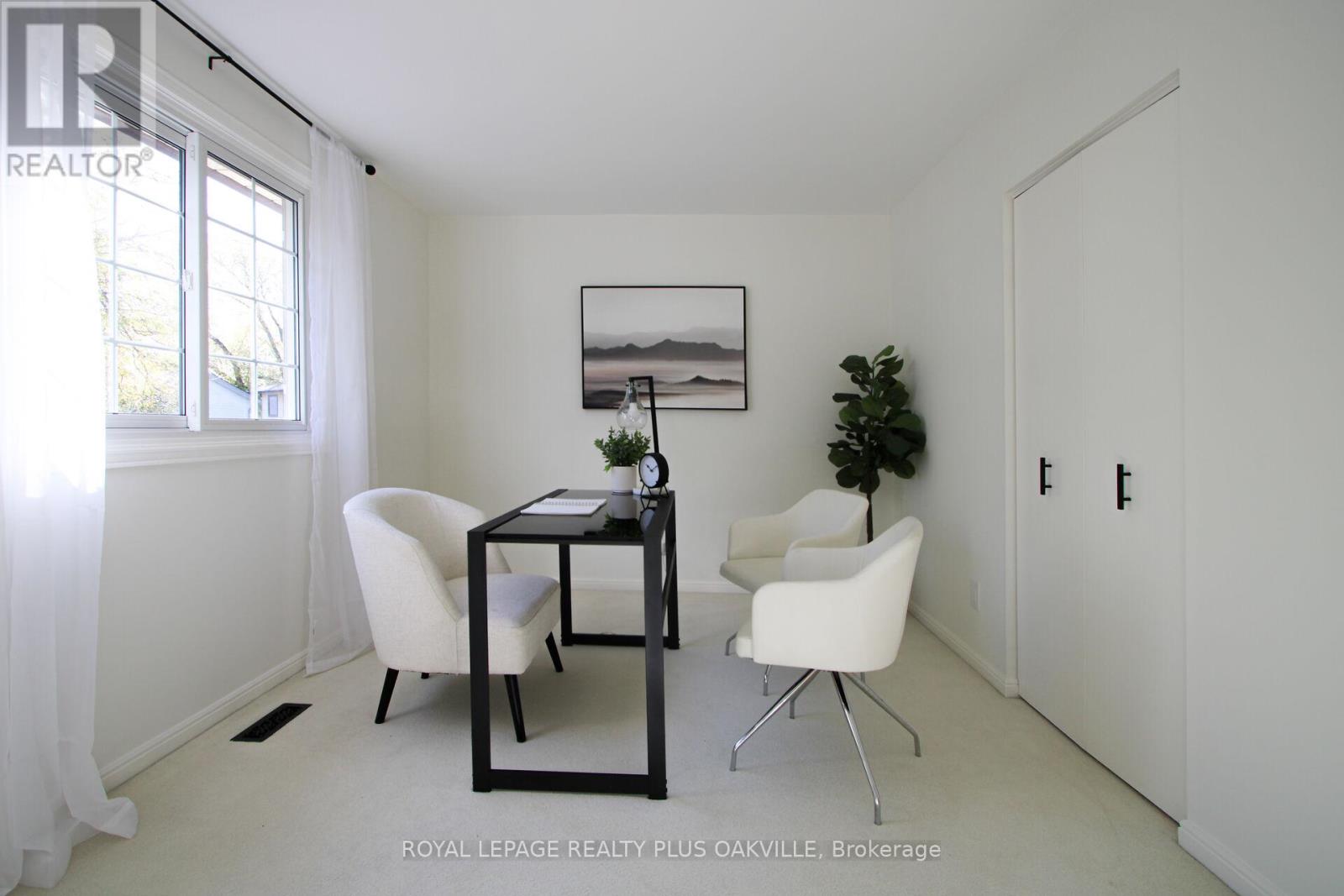 1303 Henley Place, Oakville, Ontario  L6H 2W1 - Photo 32 - W12468215
