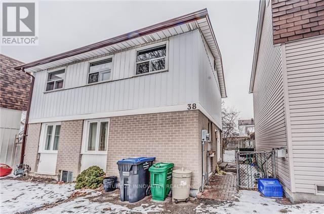38 Jackman Drive, Brampton, Ontario  L6S 2L8 - Photo 17 - W12468232