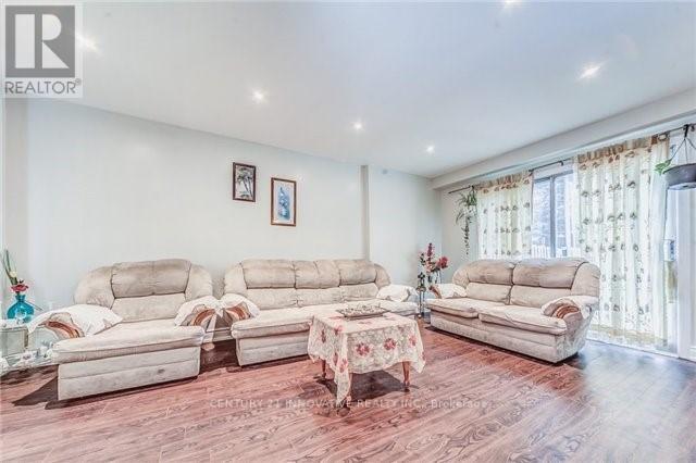 38 Jackman Drive, Brampton, Ontario  L6S 2L8 - Photo 2 - W12468232