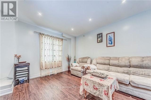 38 Jackman Drive, Brampton, Ontario  L6S 2L8 - Photo 3 - W12468232