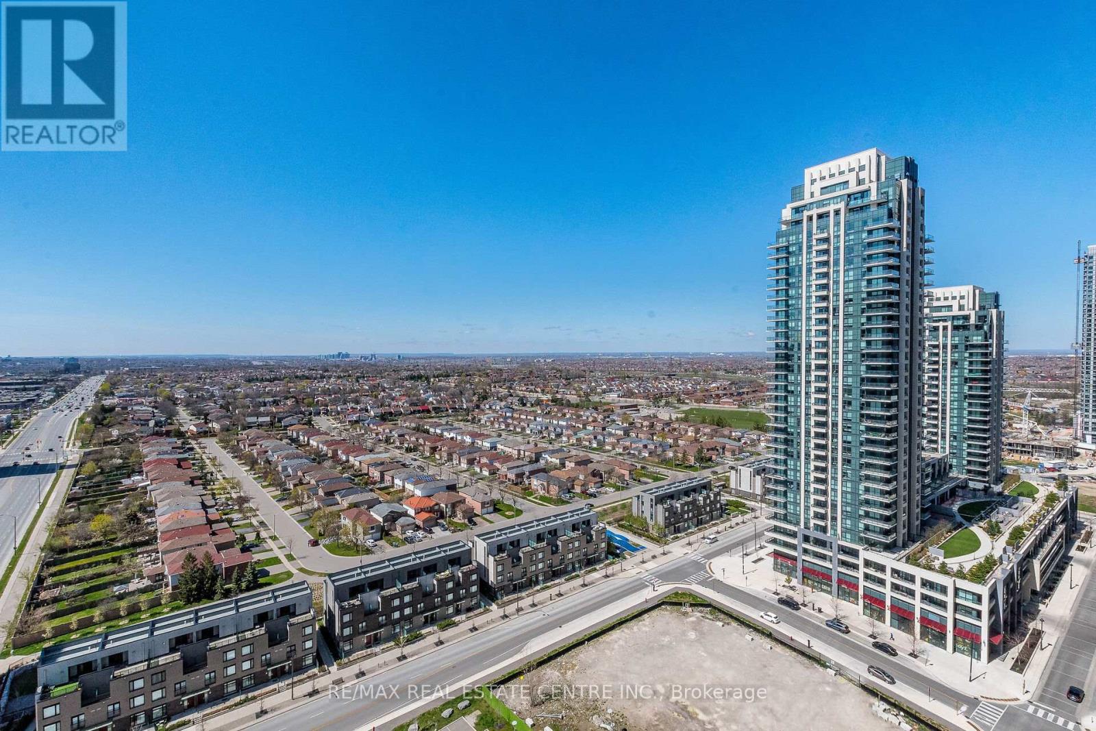 2011 - 4011 Brickstone Mews, Mississauga, Ontario  L5B 0J7 - Photo 13 - W12468237