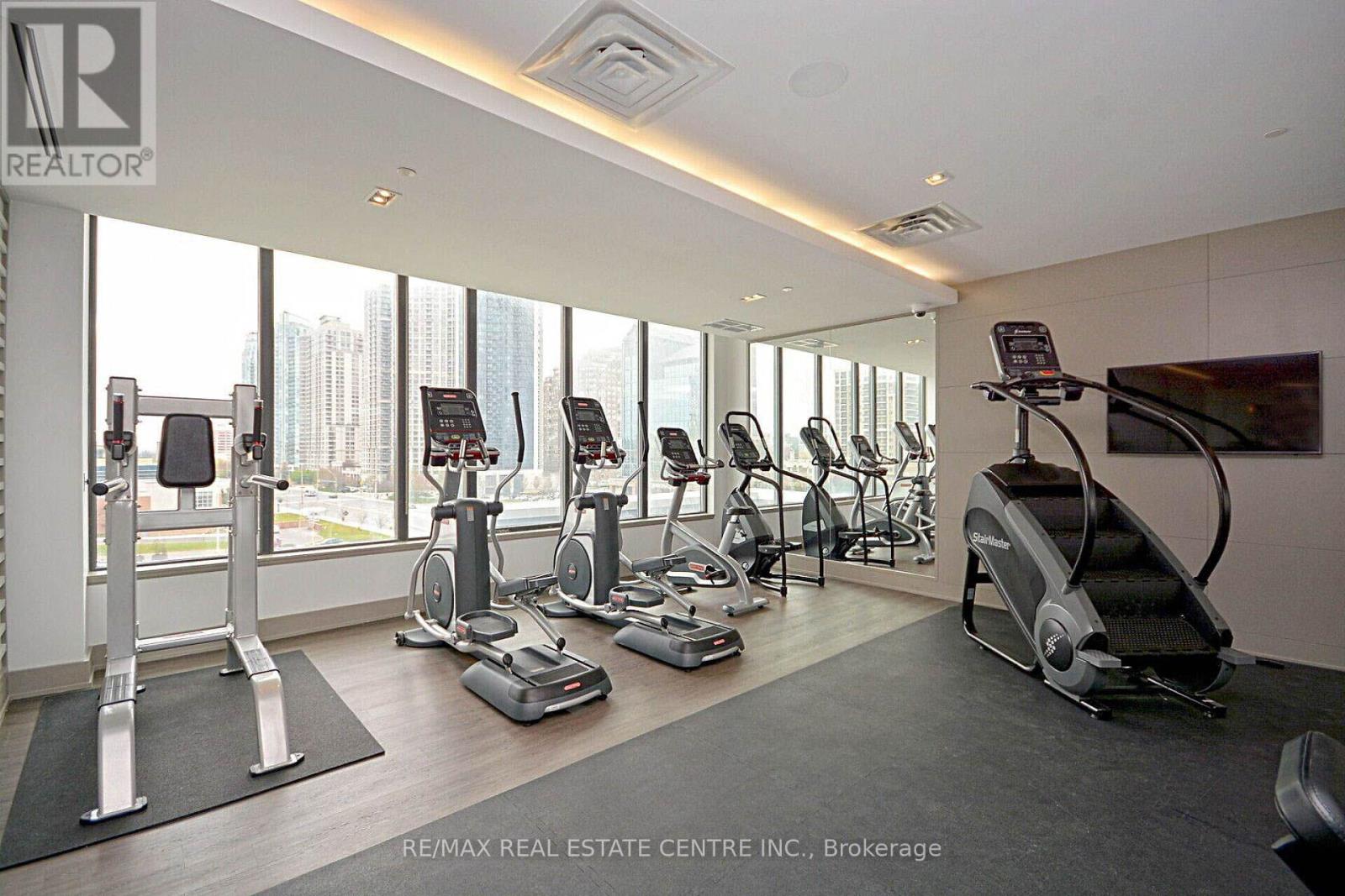 2011 - 4011 Brickstone Mews, Mississauga, Ontario  L5B 0J7 - Photo 17 - W12468237