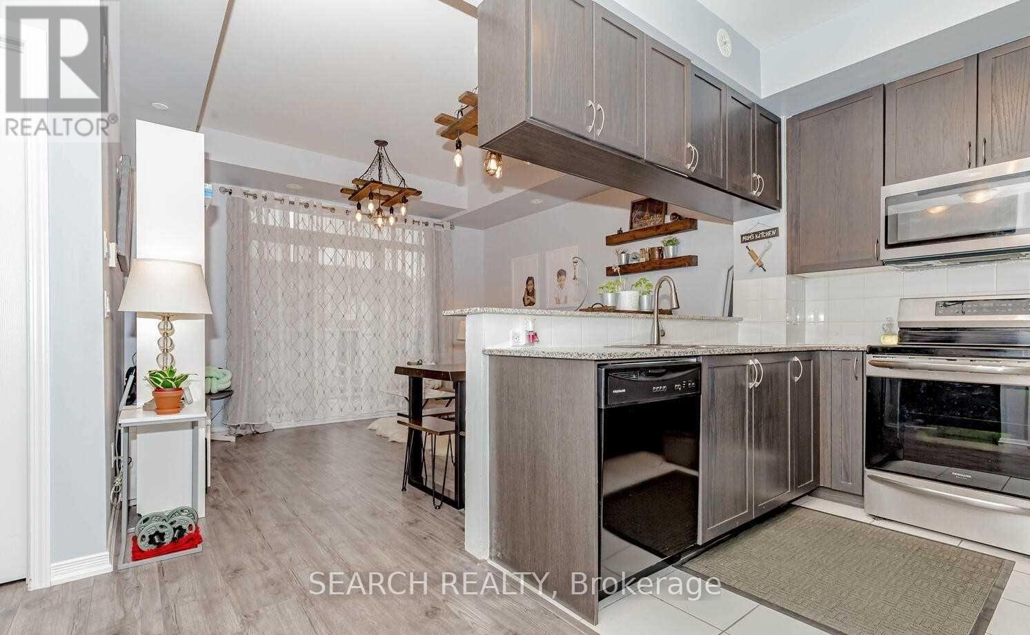 201 - 54 Sky Harbour Drive, Brampton, Ontario  L6Y 6B9 - Photo 20 - W12468264