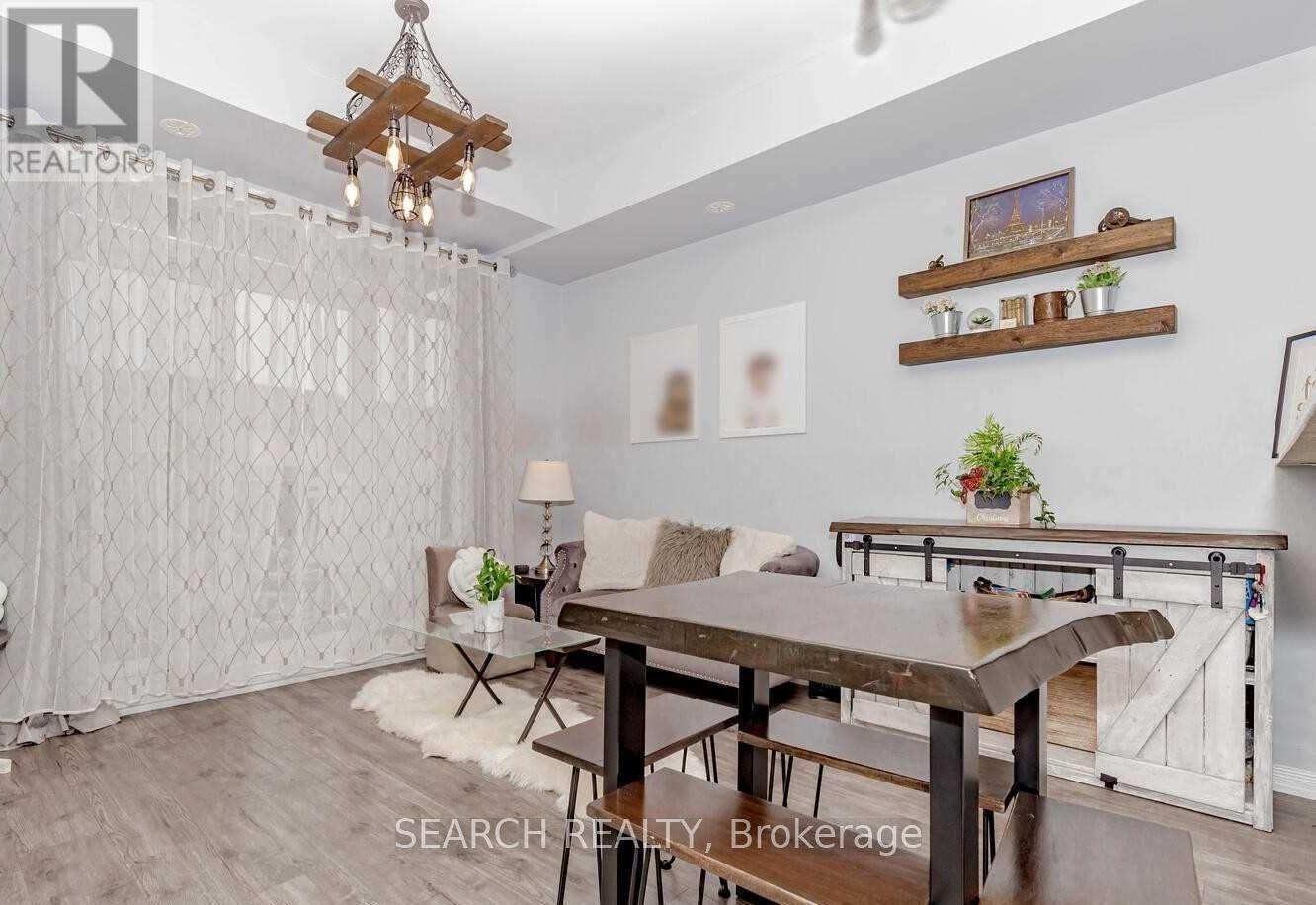 201 - 54 Sky Harbour Drive, Brampton, Ontario  L6Y 6B9 - Photo 3 - W12468264