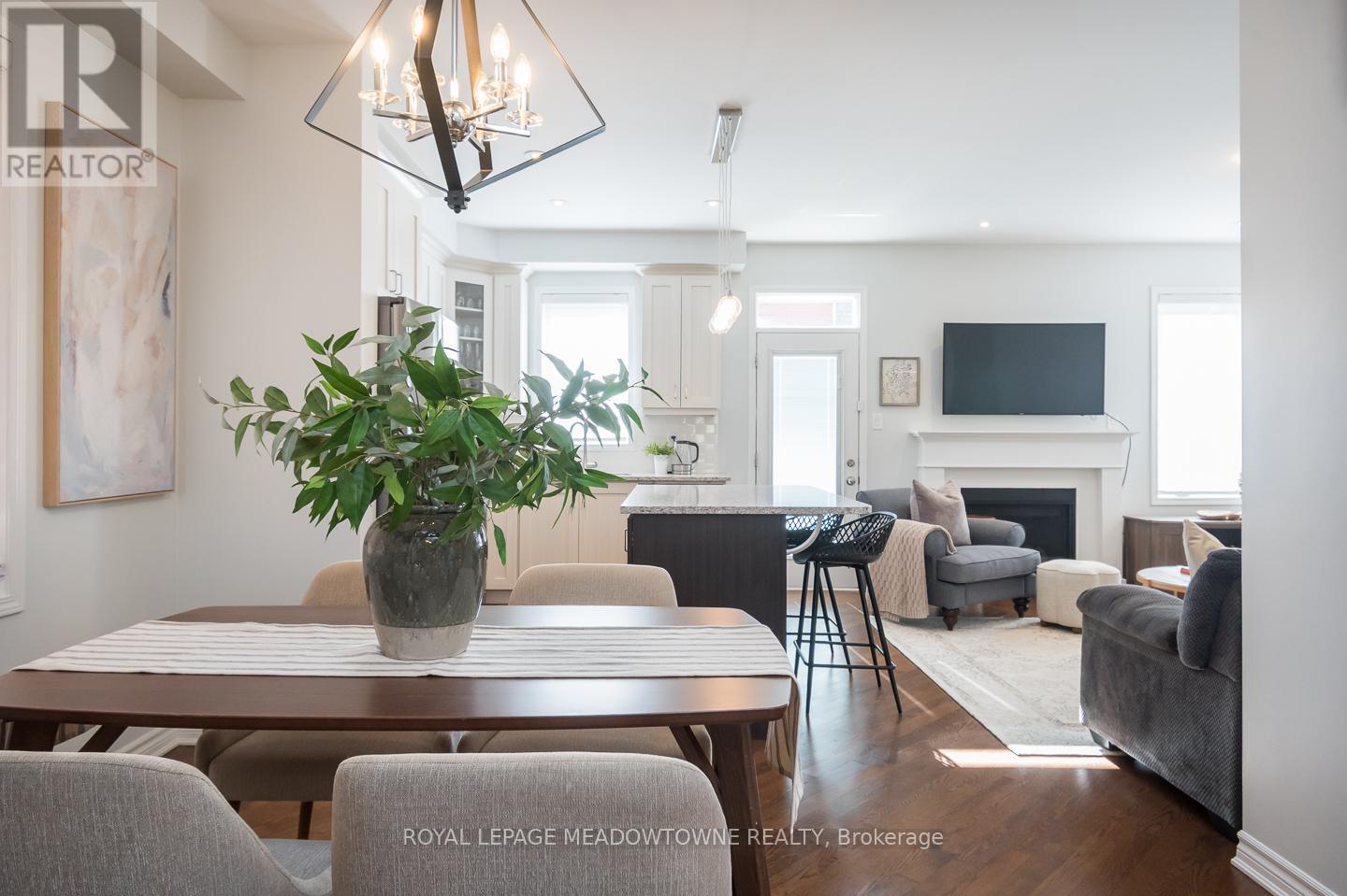 1298 Orr Terrace, Milton, Ontario  L9E 0B7 - Photo 5 - W12468269