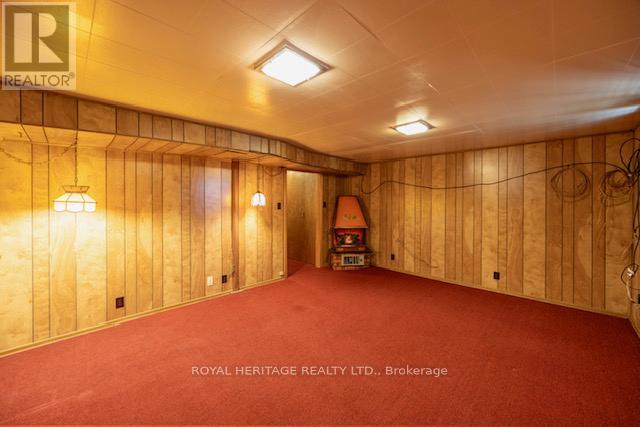 41 Bethnal Avenue, Toronto, Ontario  M8Y 1Y8 - Photo 23 - W12468270