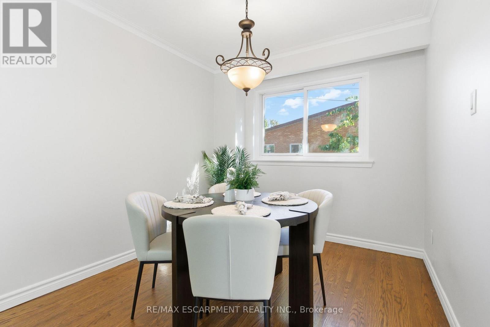 4502 Bennett Road, Burlington, Ontario  L7L 1Z1 - Photo 11 - W12468288