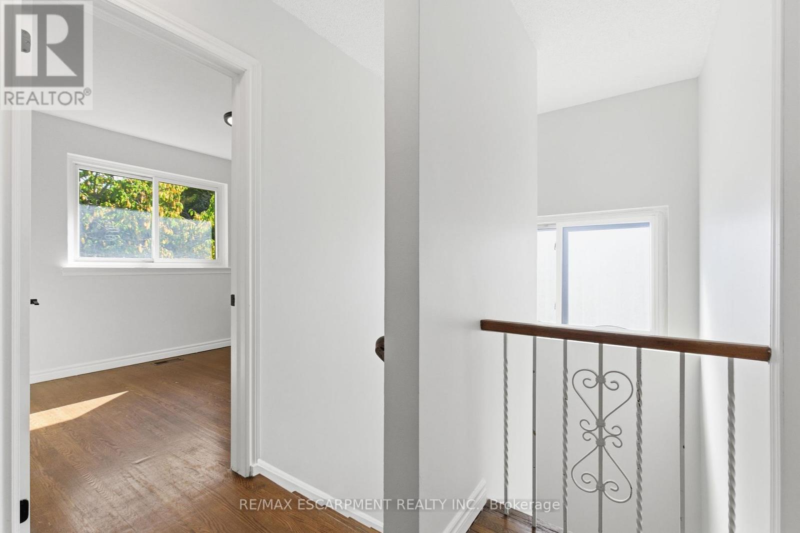 4502 Bennett Road, Burlington, Ontario  L7L 1Z1 - Photo 19 - W12468288