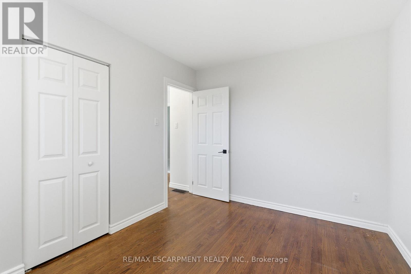 4502 Bennett Road, Burlington, Ontario  L7L 1Z1 - Photo 24 - W12468288