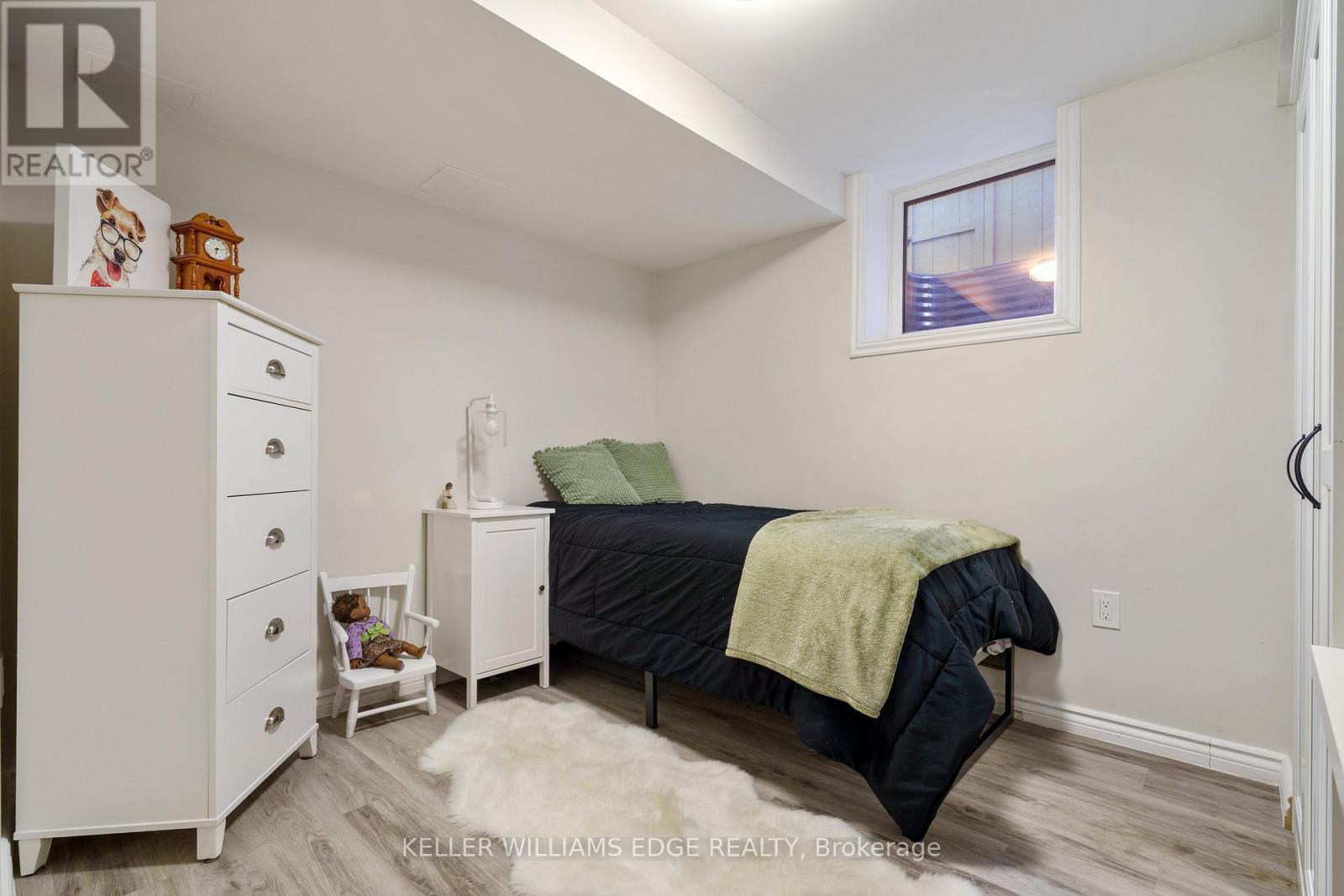 3214 Tania Crescent, Burlington, Ontario  L7M 3N4 - Photo 36 - W12468302