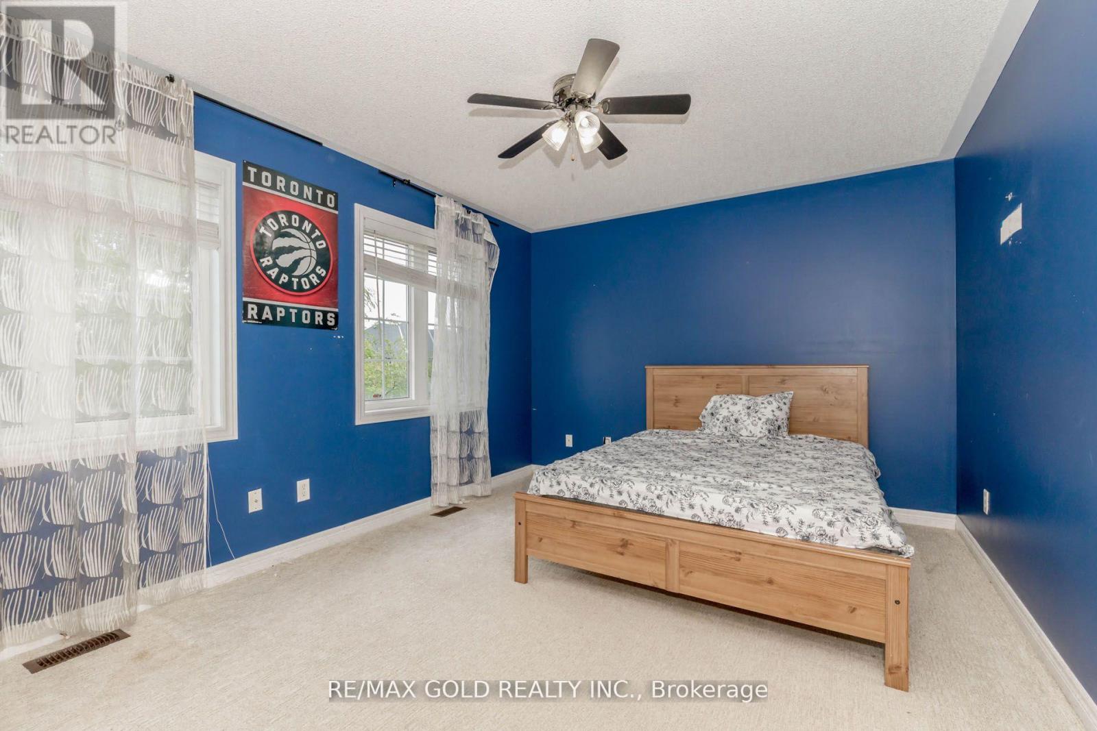 22 Ungava Bay Road, Brampton, Ontario  L6R 3M5 - Photo 25 - W12468316
