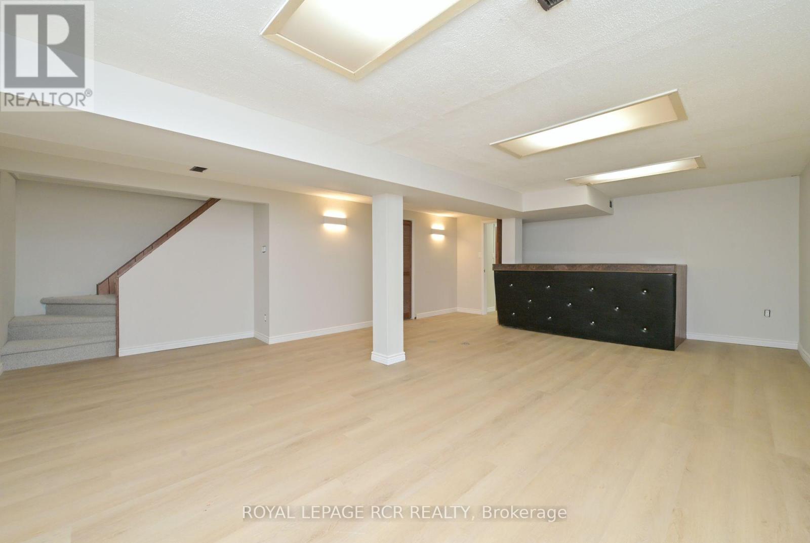 61 Belmont Drive, Brampton, Ontario  L6T 2K5 - Photo 20 - W12468350