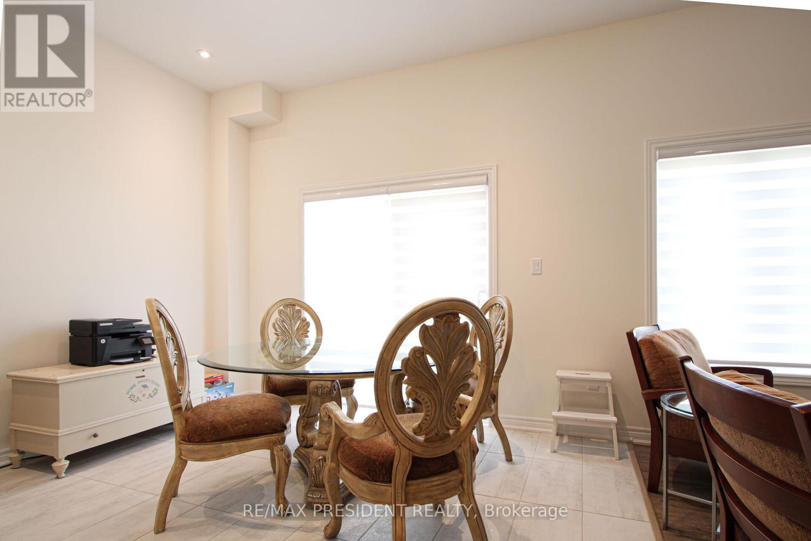 3911 Koenig Road, Burlington, Ontario  L7M 0Z5 - Photo 13 - W12468358