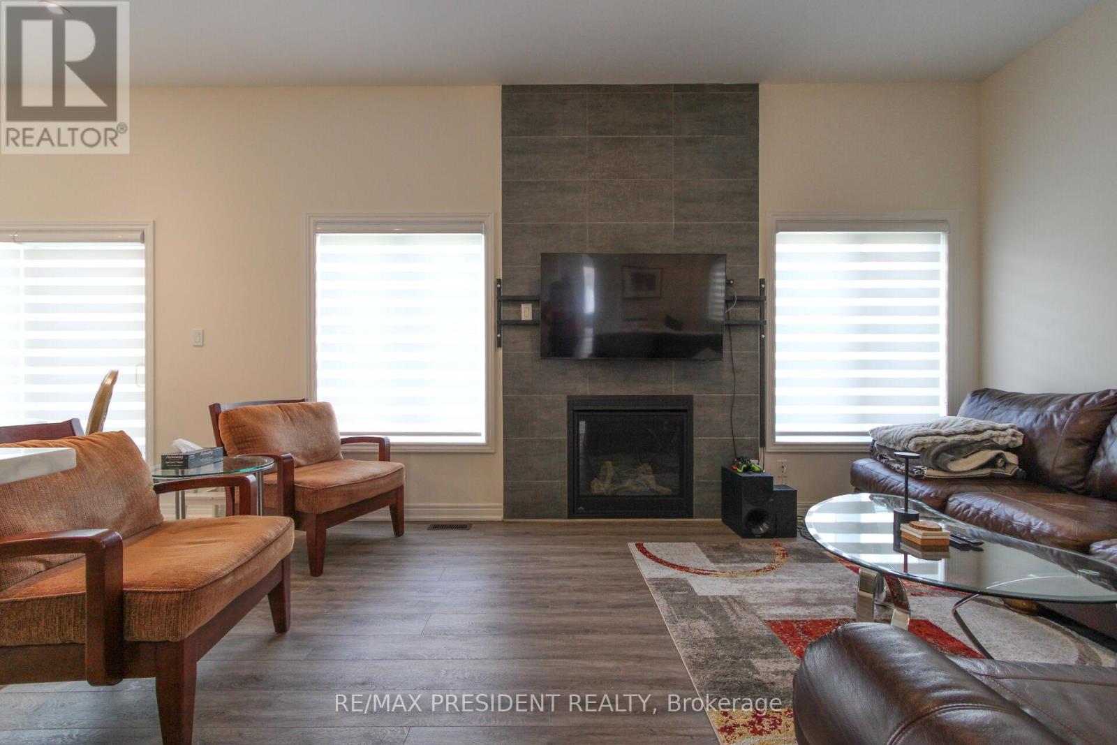 3911 Koenig Road, Burlington, Ontario  L7M 0Z5 - Photo 16 - W12468358