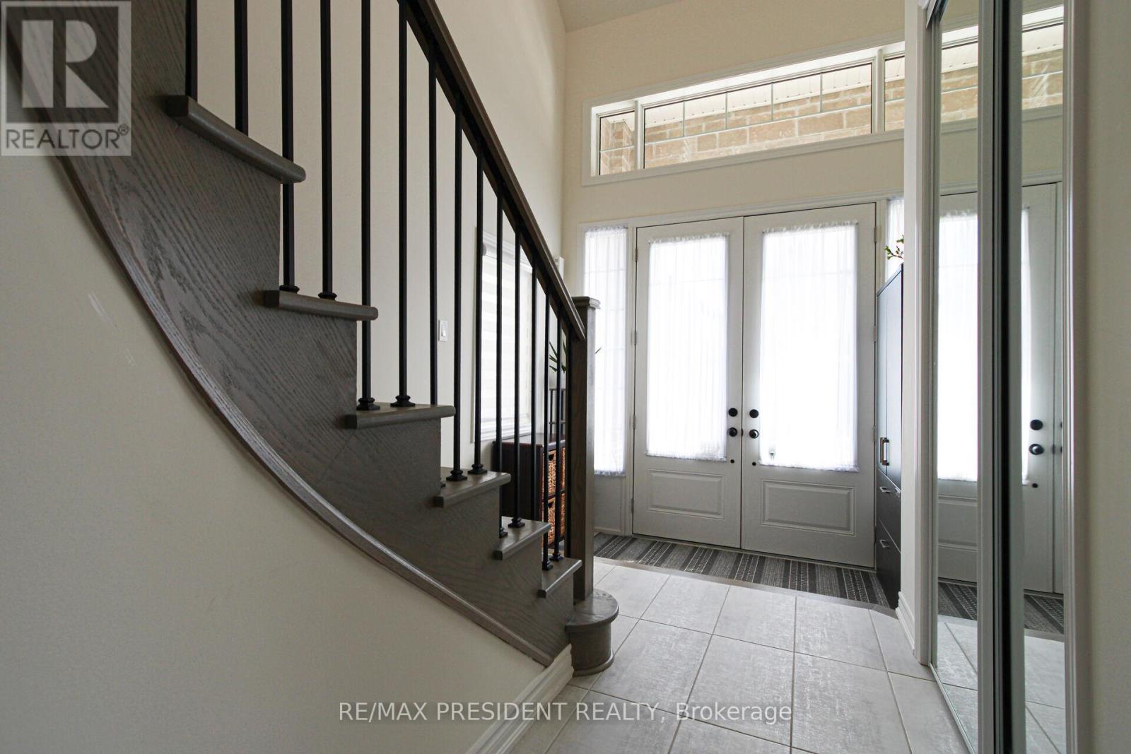 3911 Koenig Road, Burlington, Ontario  L7M 0Z5 - Photo 20 - W12468358