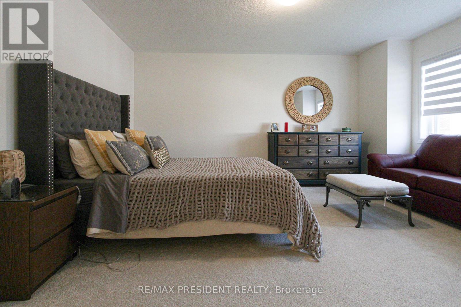 3911 Koenig Road, Burlington, Ontario  L7M 0Z5 - Photo 22 - W12468358