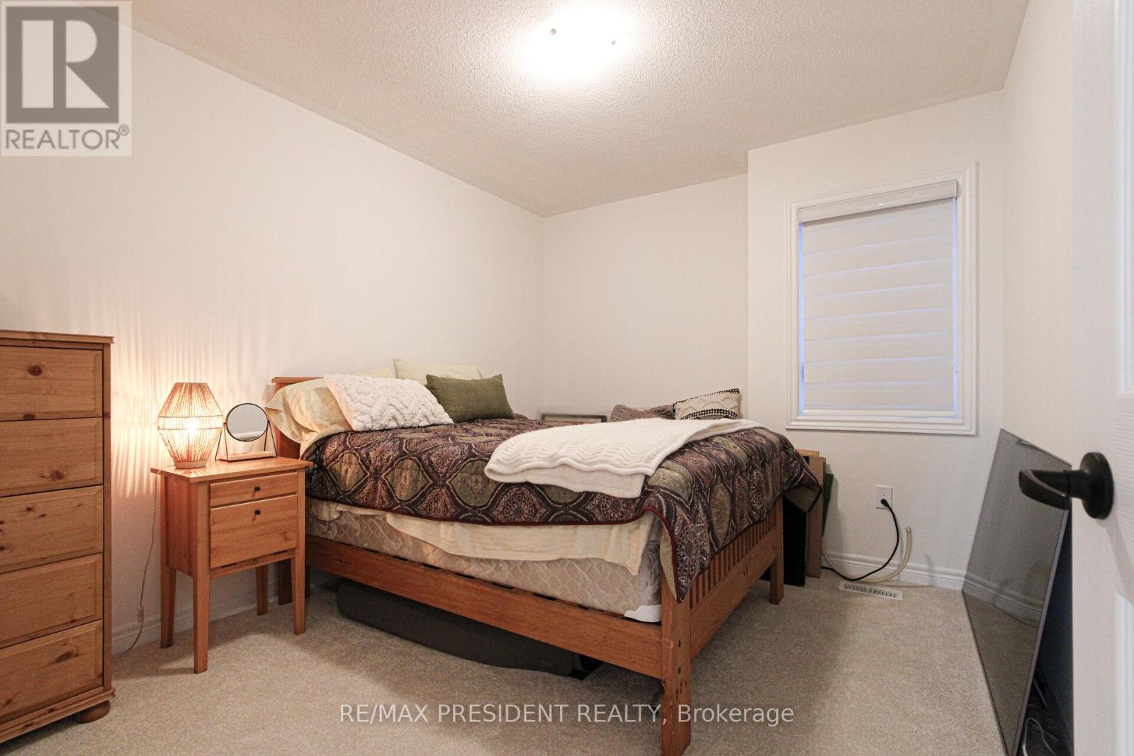 3911 Koenig Road, Burlington, Ontario  L7M 0Z5 - Photo 29 - W12468358