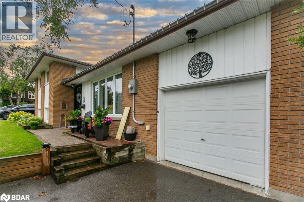 20 Ottaway Avenue Unit# Upper, Barrie, Ontario  L4M 2W7 - Photo 2 - 40779605