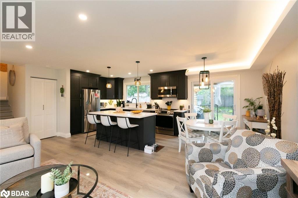 20 Ottaway Avenue Unit# Upper, Barrie, Ontario  L4M 2W7 - Photo 3 - 40779605