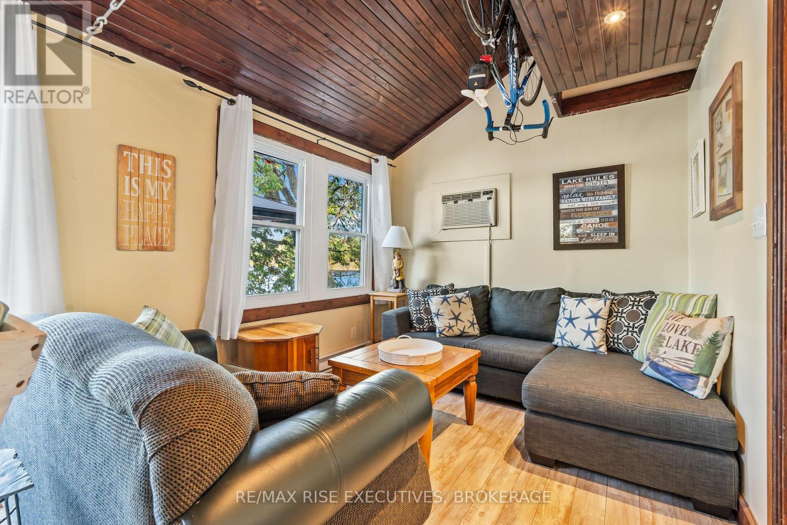465k Lyndhurst Road, Leeds And The Thousand Islands, Ontario  K0E 1N0 - Photo 12 - X12466673
