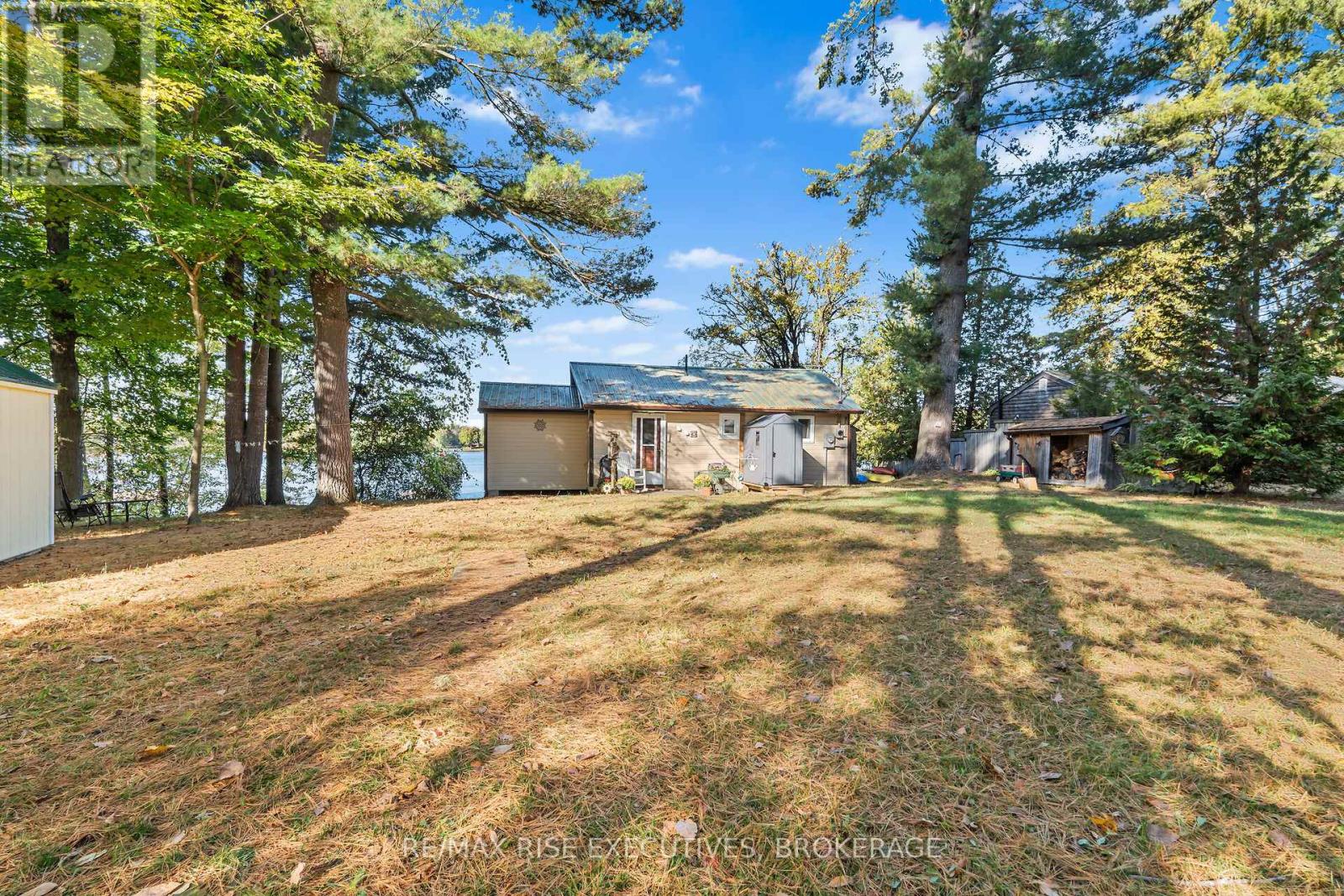 465k Lyndhurst Road, Leeds And The Thousand Islands, Ontario  K0E 1N0 - Photo 3 - X12466673