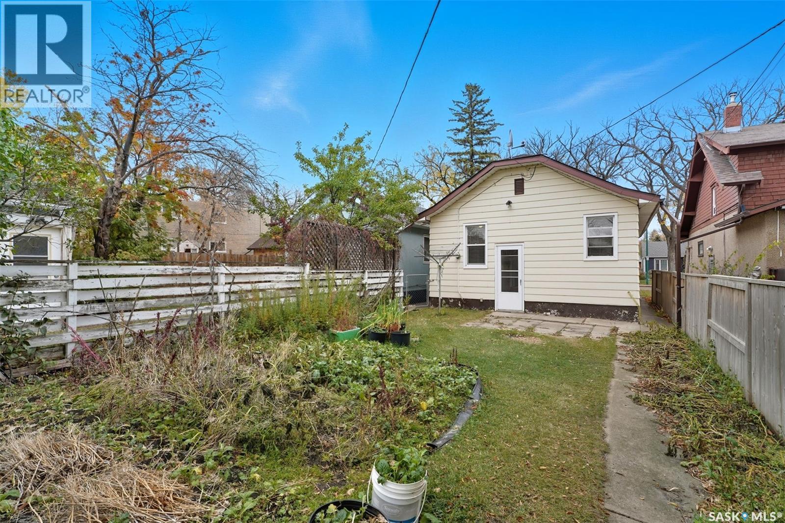 813 4th Avenue N, Saskatoon, Saskatchewan  S7K 2N3 - Photo 21 - SK020960